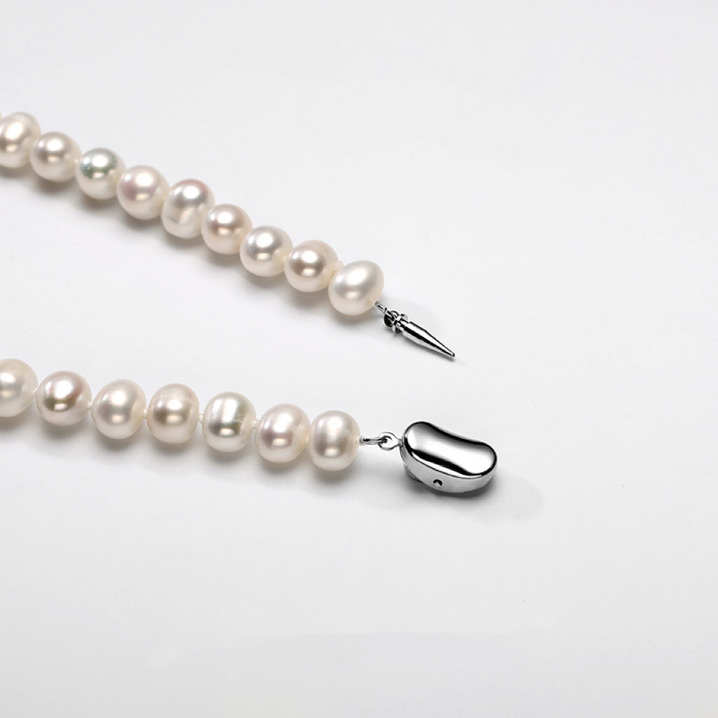 FRESHWATER PEARL NECKLACE