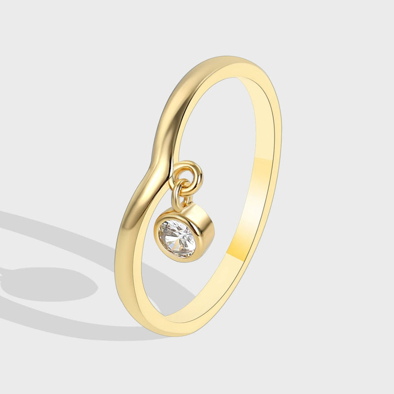 GOLD PLATED SMALL FASHION RING