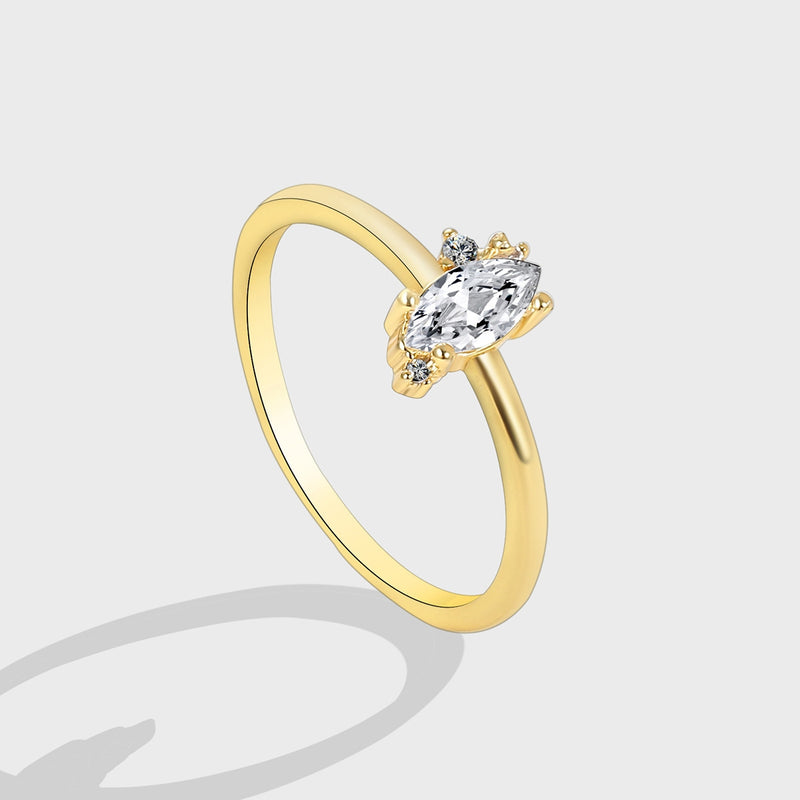DELICATE GOLD PLATED FASHION RING