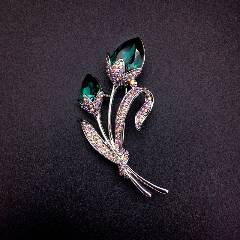 PLATINUM PLATED GREEN BROOCHE