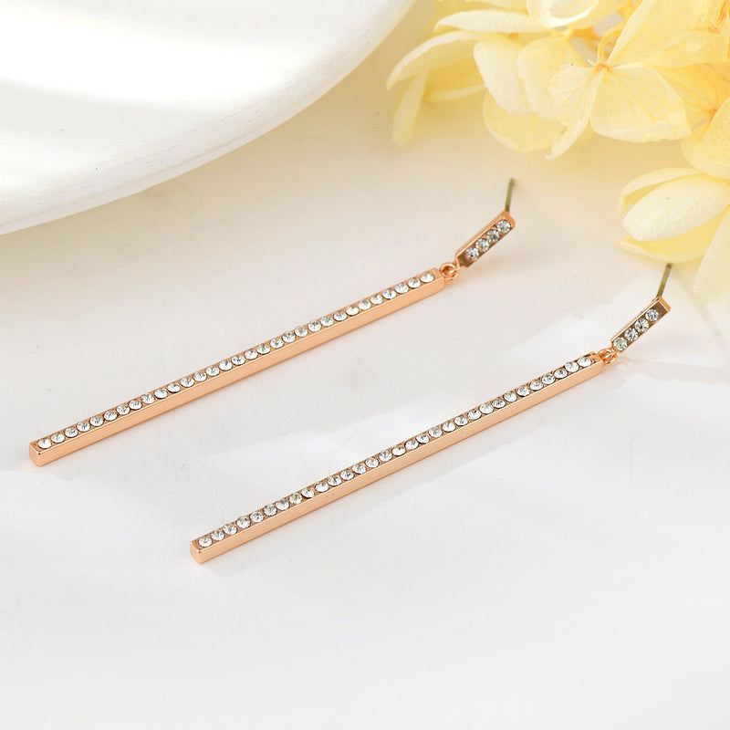 CLASSIC SMALL DANGLE EARRINGS