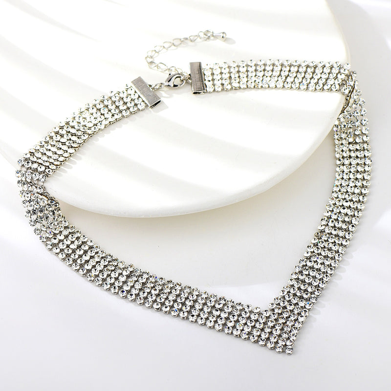 PLATINUM PLATED NECKLACE