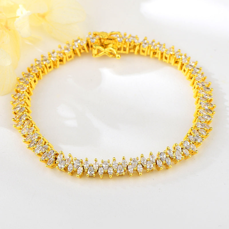NEW CUBIC ZIRCONIA GOLD PLATED TENNIS BRACELET