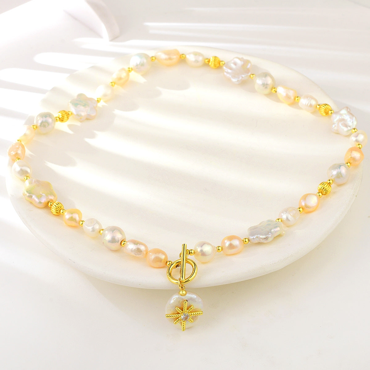 LONG PENDANT