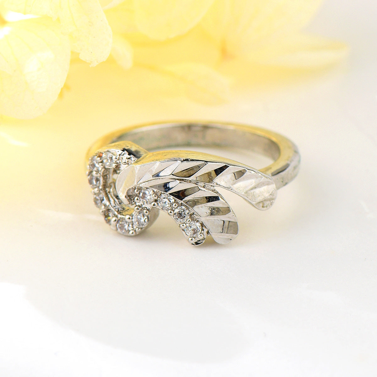 PLATINUM PLATED FASHION RING