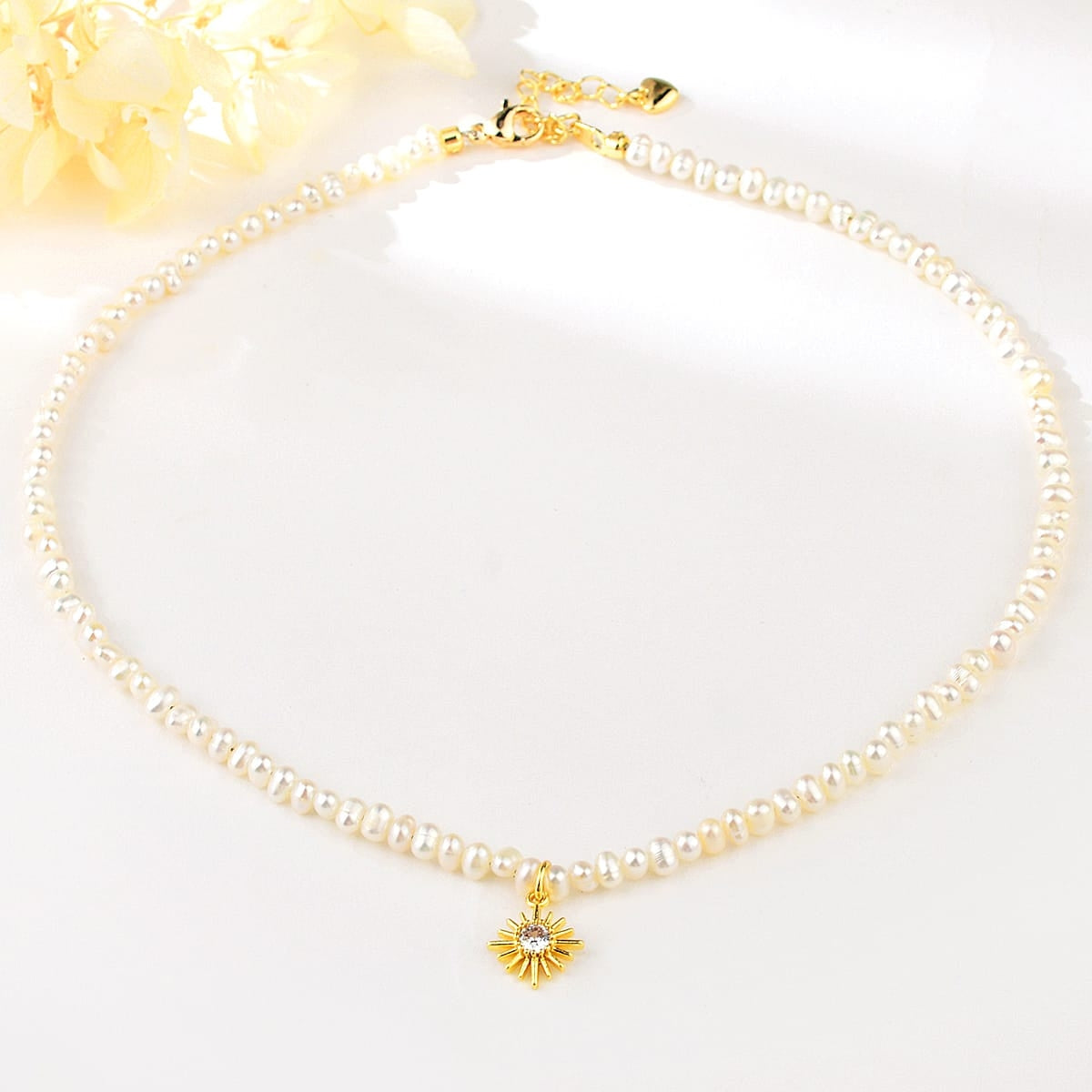 CLASSIC FRESH WATER PEARL NECKLACE