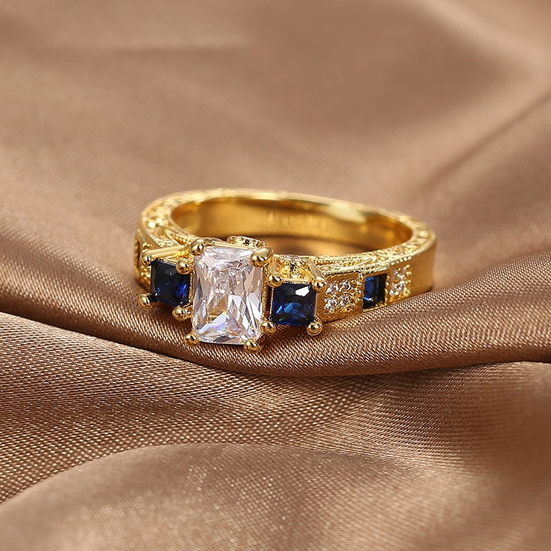 GEOMETRIC FASHION RING
