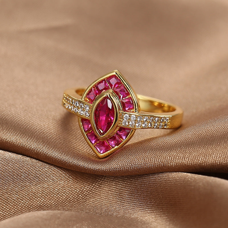 FASHION RING