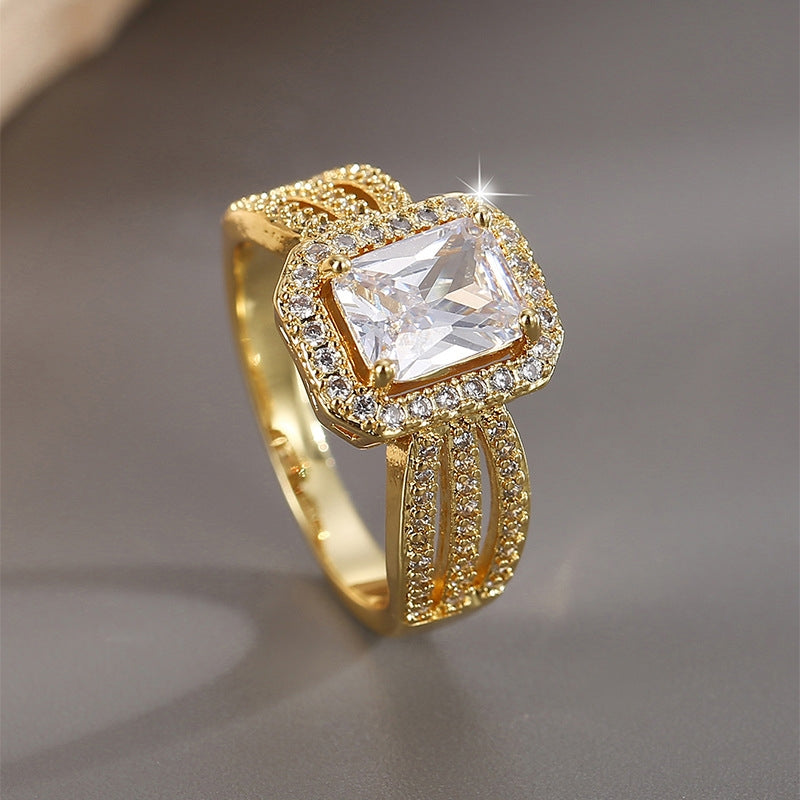 CUBIC ZIRCONIA FASHION RING
