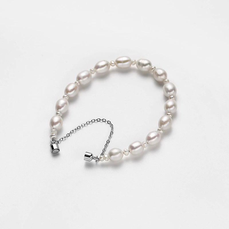 FRESHWATER PEARL BRACELET
