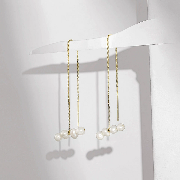 FRESHWATER PEARL EARRINGS