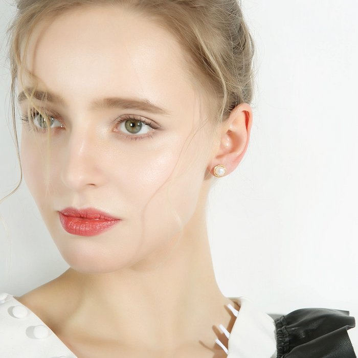 FRESHWATER PEARL EARRINGS