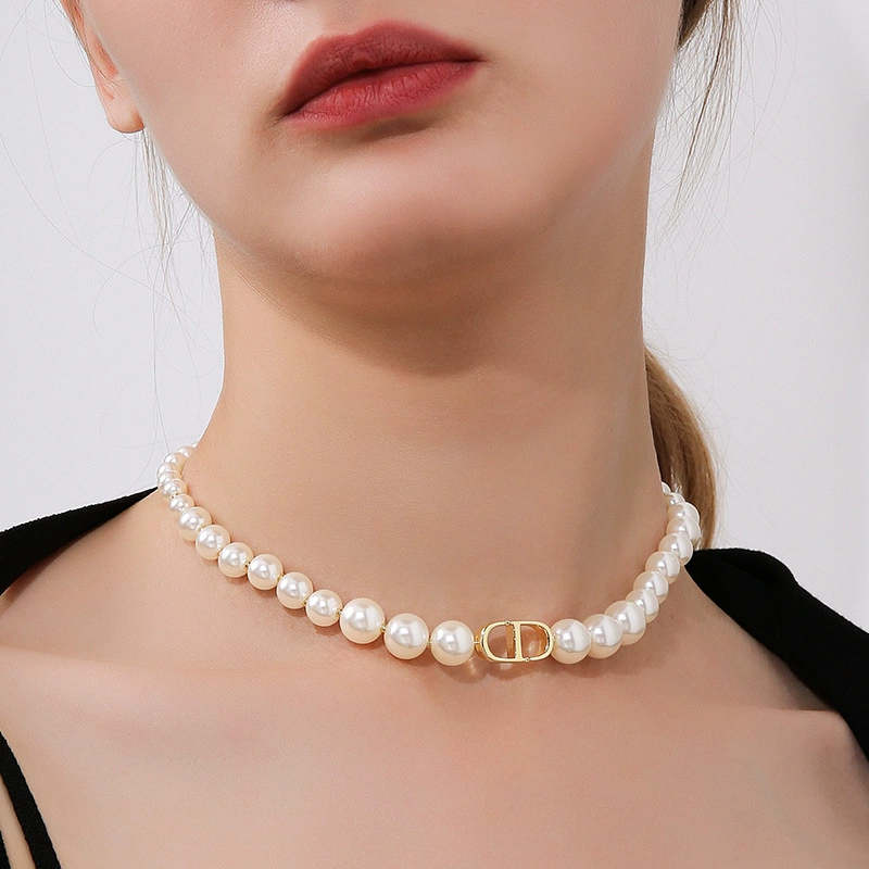FRESHWATER PEARL NECKLACE