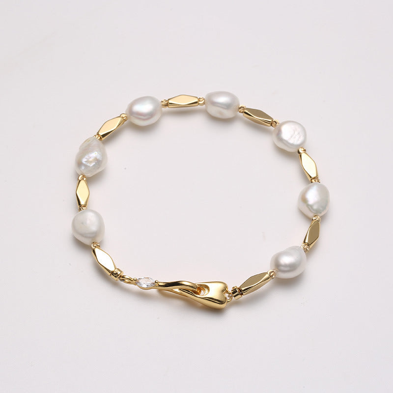 FRESHWATER PEARL BRACELET
