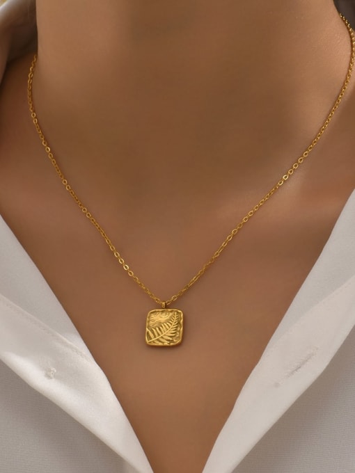 GOLDEN LEAF STEEL NECKLACE