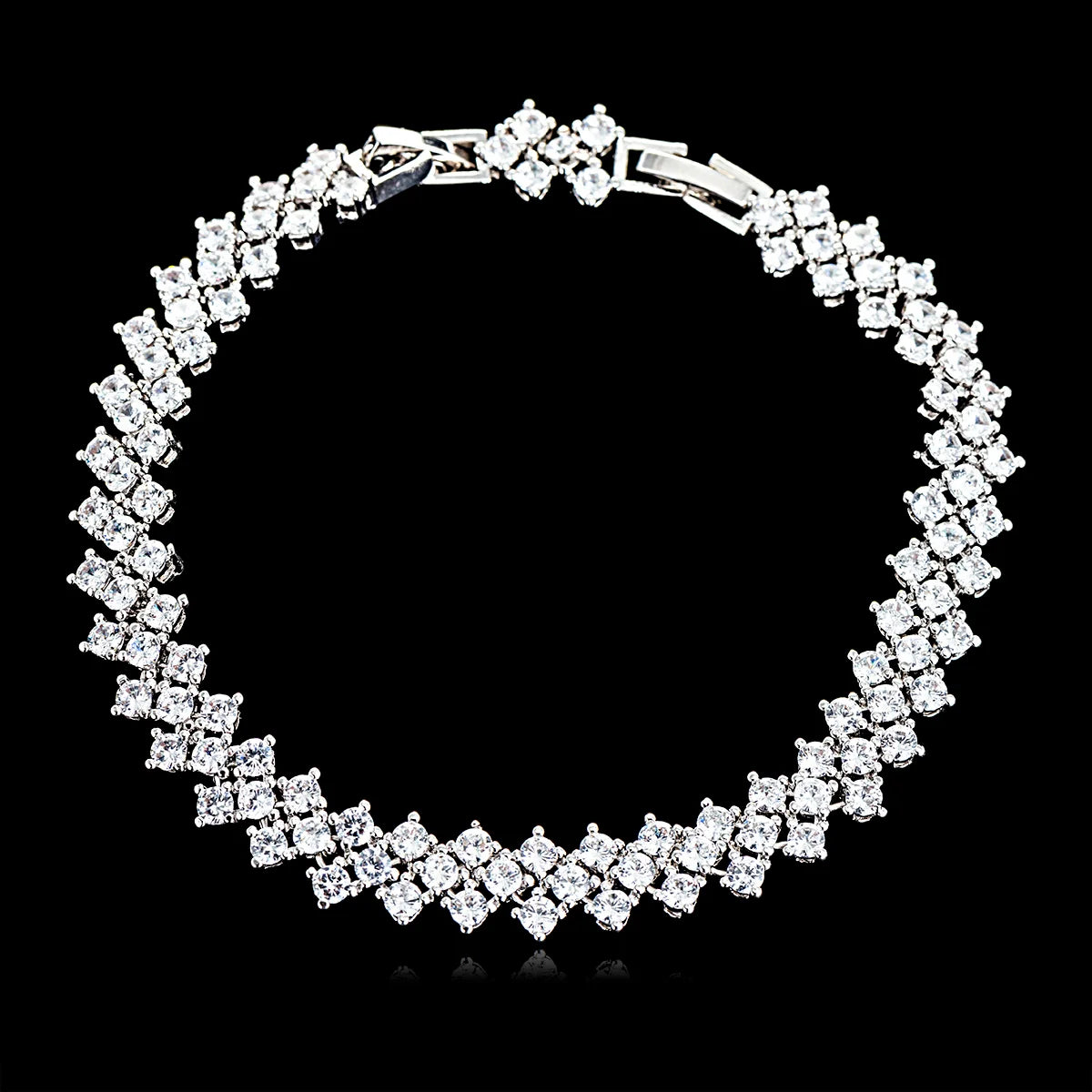 Dazzling Cluster Link Cubic Zirconia Bracelet in Platinum Plated Brass