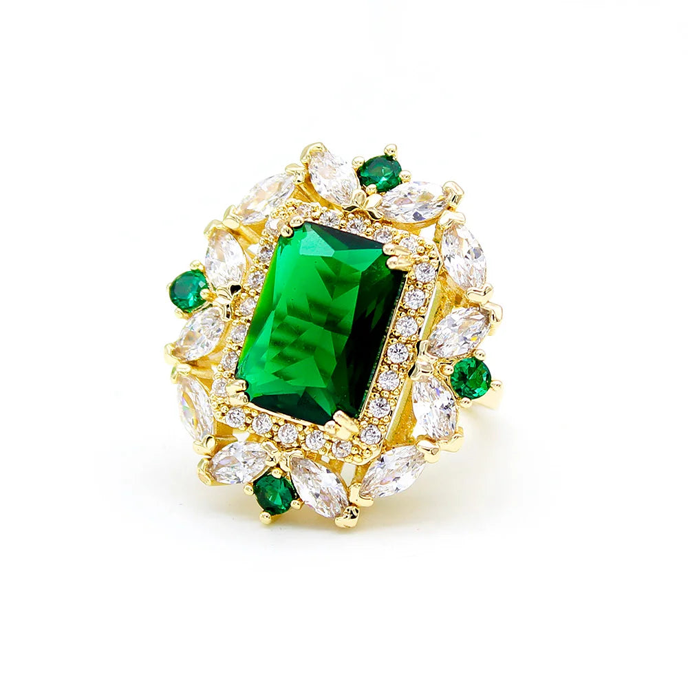 GREEN EMARALD RING
