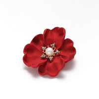 FRESHWATER PEARL BROOCH