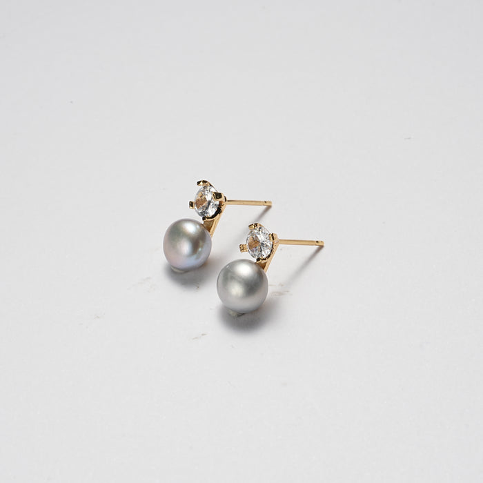 FRESHWATER PEARL EARRINGS