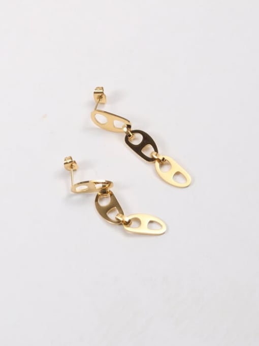 SIMPLE GEOMETRIC GOLDEN EARRINGS