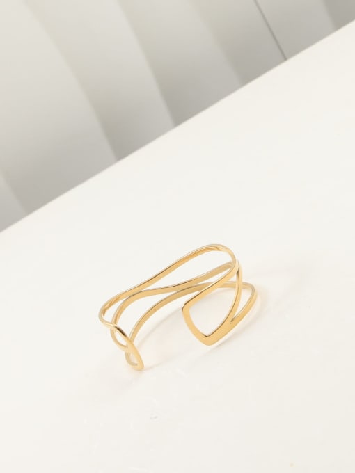 TITANIUM STEEL GEOMETRICAL GOLDEN BRACELET