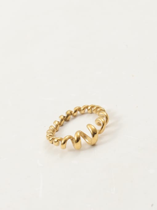 WAVY TITANIUM STEEL GOLDEN RING