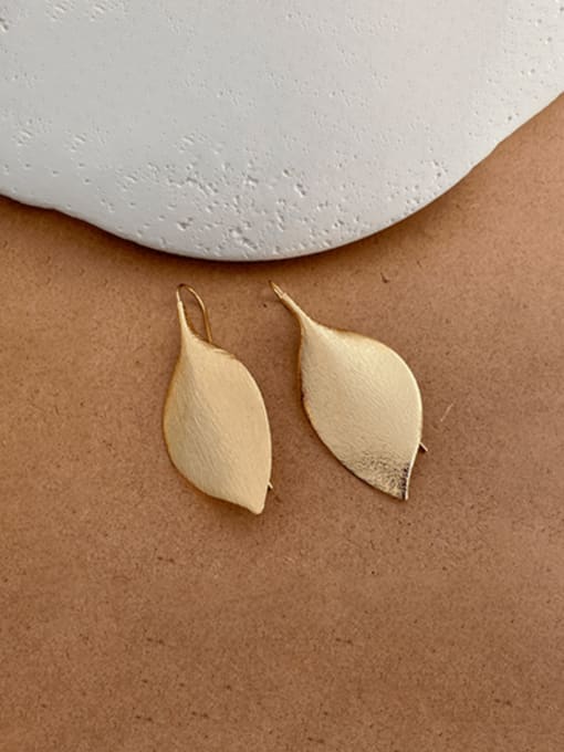 GOLD PLATED MINIMALIST HOOK EARRINGS