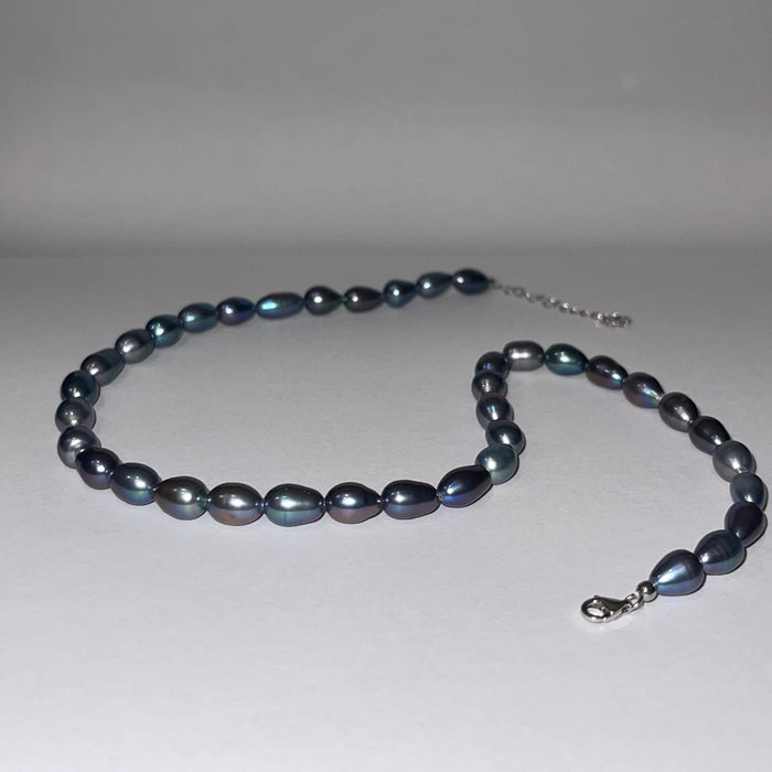 FRESHWATER PEARL NECKLACE