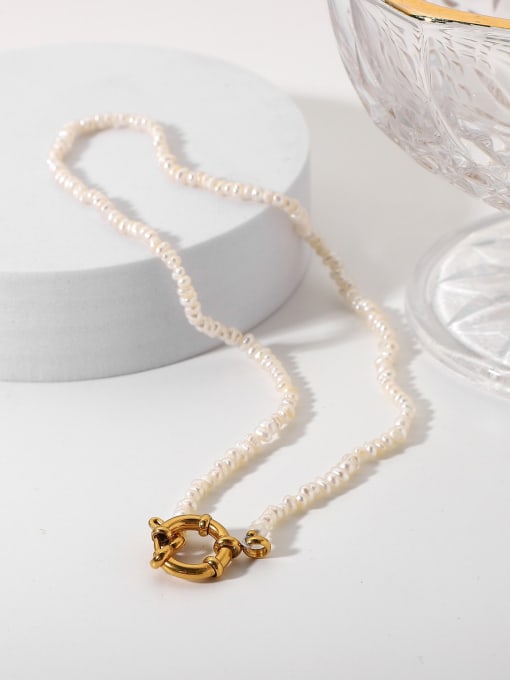 FRESHWATER PEARL NECKLACE