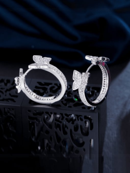 GORGEOUS SILVERY BUTTERFLY EARRINGS