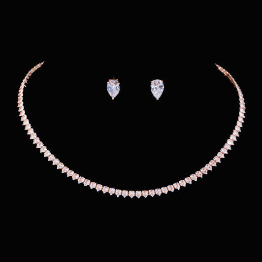 EARRINGS AND NECKLACE SET