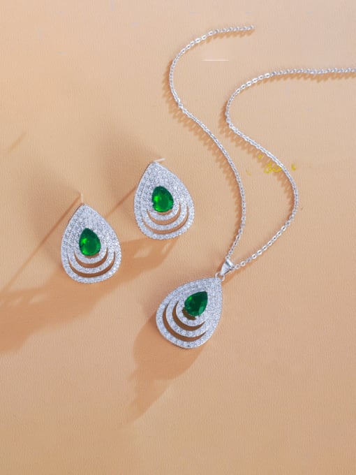 EXQUISITE WHITE GOLDEN & GREEN BRASS SET