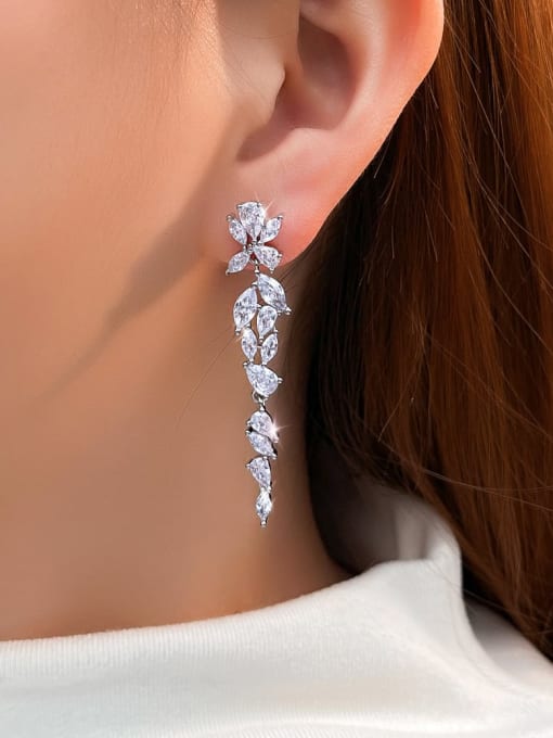 EXQUISITE LONG ZIRCONIA EARRINGS