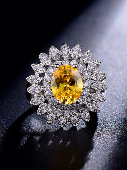 PARTY FLOWER SHAPED ZIRCONIA RING