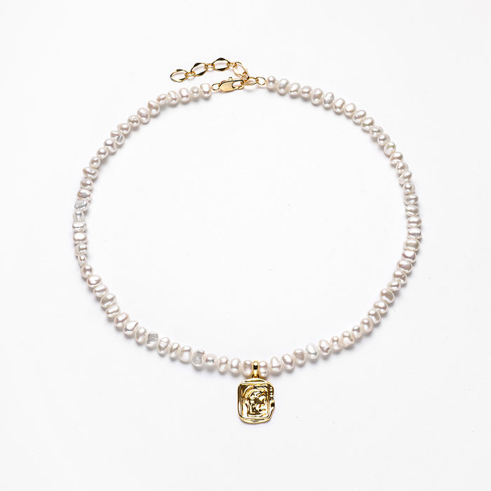 FRESHWATER PEARL NECKLACE