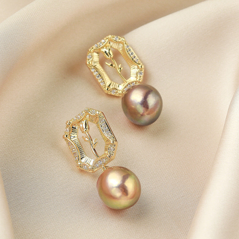 FRESHWATER PEARL EARRINGS