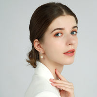 FRESHWATER PEARL EARRINGS