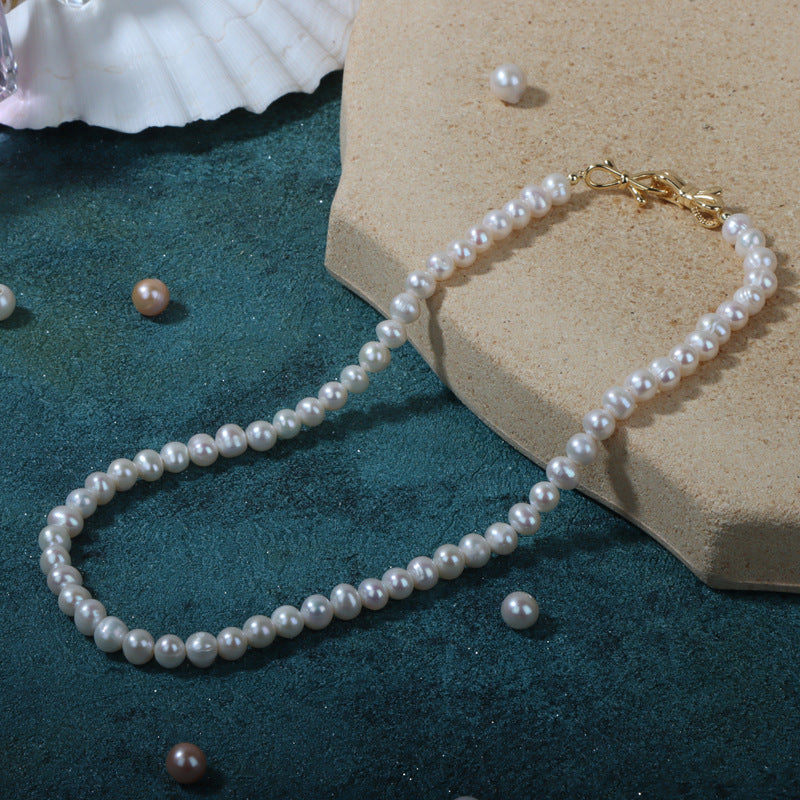 FRESHWATER PEARL NECKLACE