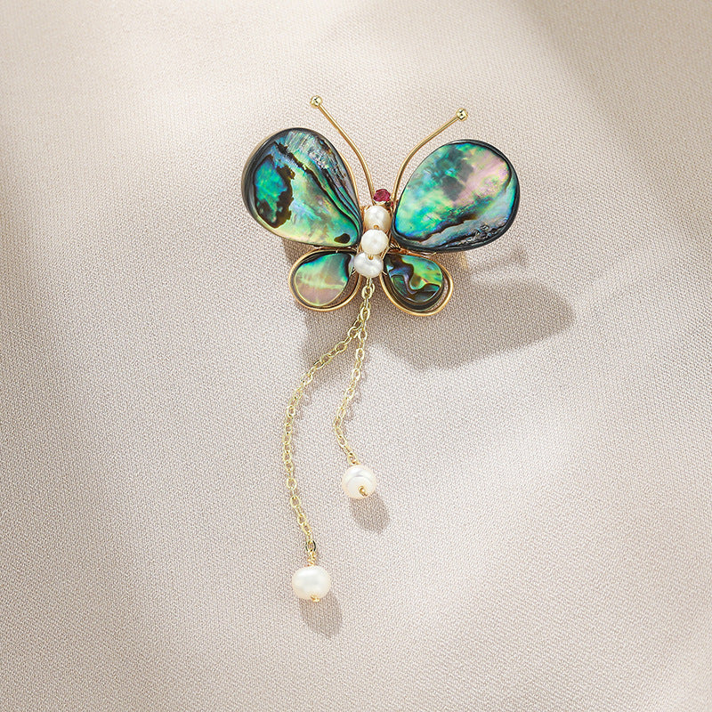 FRESHWATER PEARL BROOCH