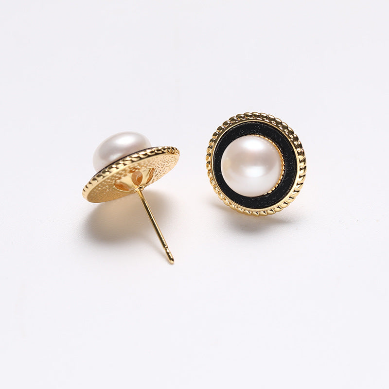 FRESHWATER PEARL EARRINGS