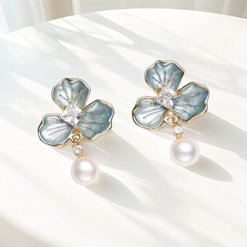 FRESHWATER PEARL EARRINGS