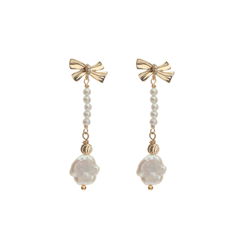 FRESHWATER PEARL EARRINGS