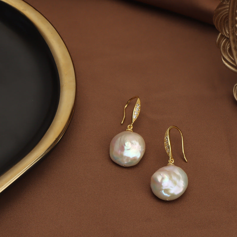 FRESHWATER PEARL EARRINGS