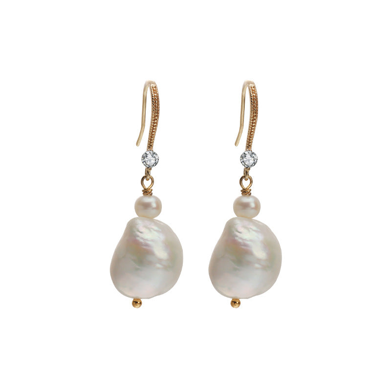 FRESHWATER PEARL EARRINGS