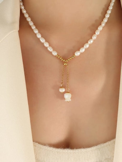 FRESHWATER PEARL FLOWER NECKLACE