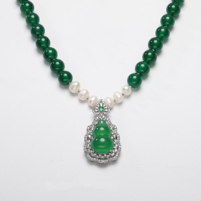 FRESHWATER PEARL NECKLACE
