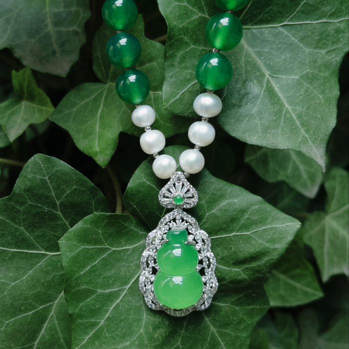 FRESHWATER PEARL NECKLACE