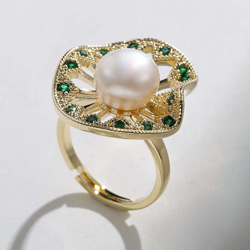 FRESHWATER PEARL RING