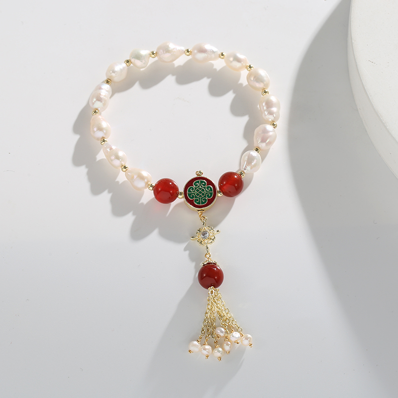 FRESHWATER PEARL BRACELET