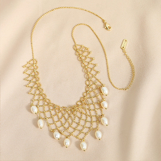 FRESHWATER PEARL NECKLACE